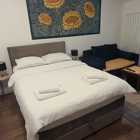 Planet Residence-studio Solis Apartment *